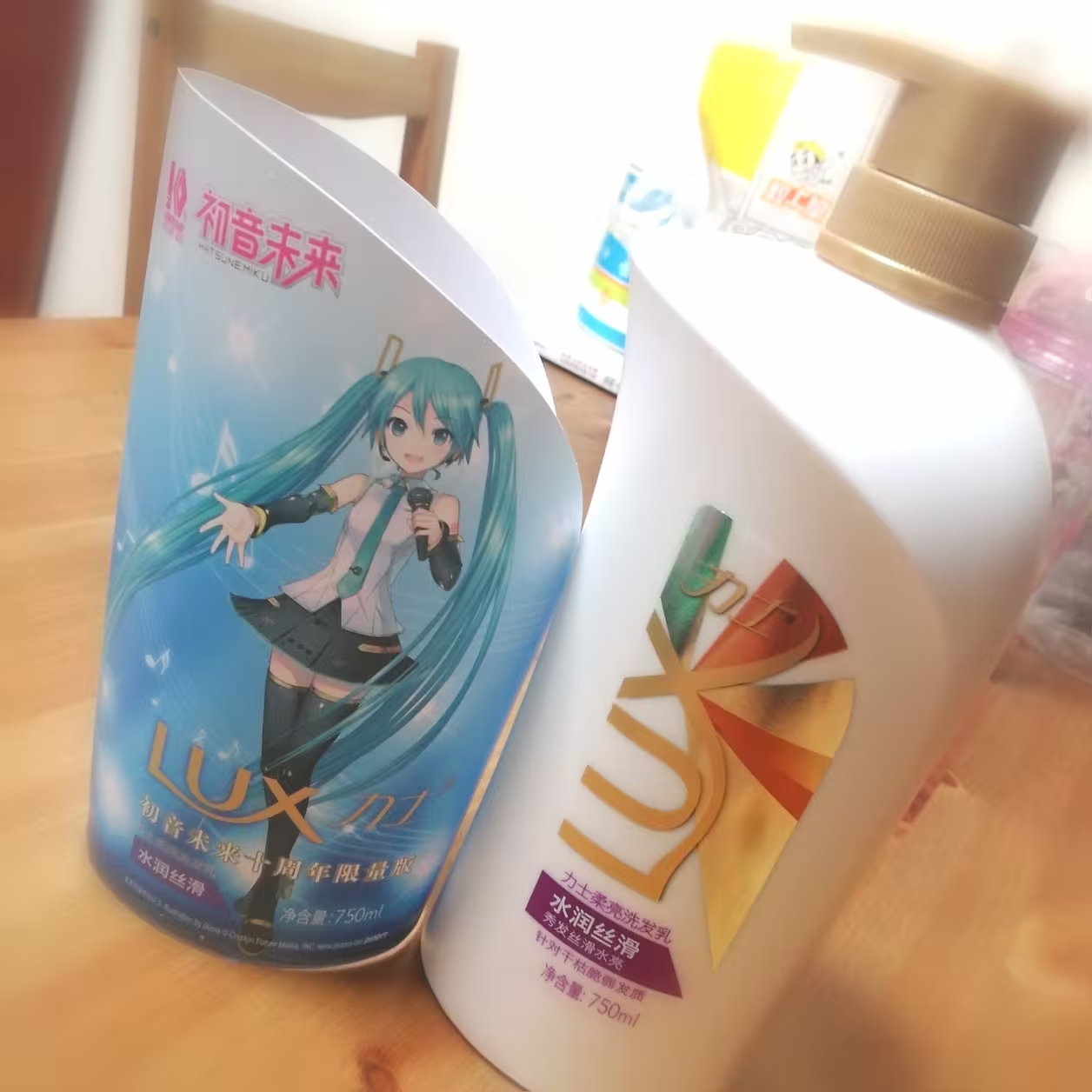 【初音未来联名洗发水】初音未来二次元虚拟偶像跨界日化营销