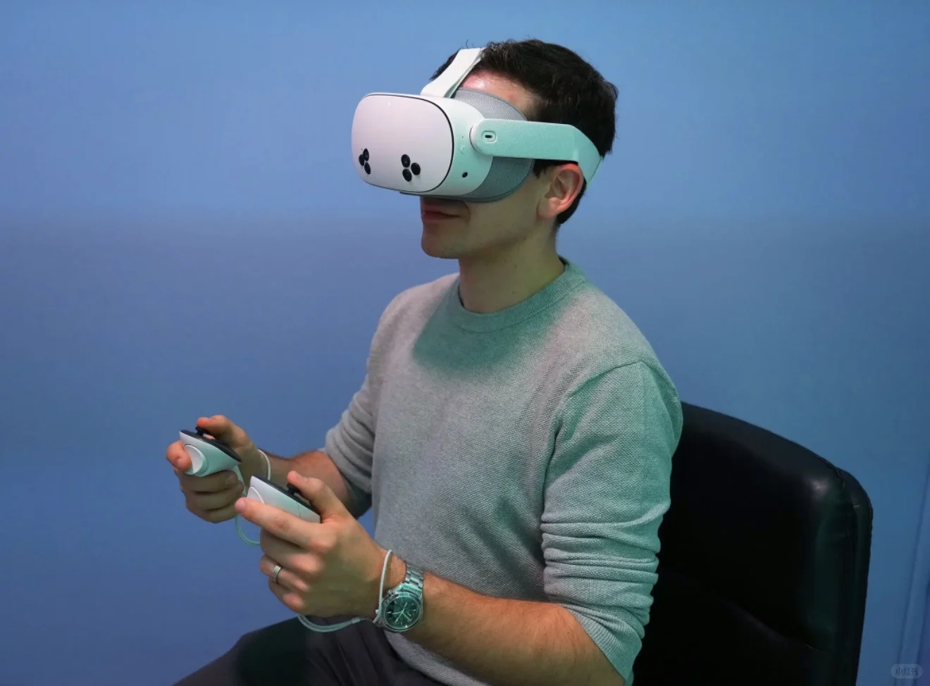 Meta元宇宙大撤退：裁减Reality Labs，700亿美元打水漂，扎克伯格押注AI眼镜